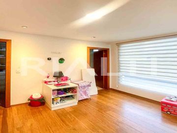 Departamento remodelado de oportunidad La Carolina