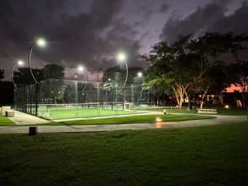 Venta Residencia en privada con amenidades Yucatán Country Club