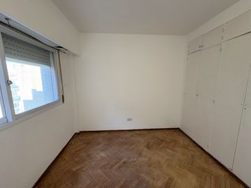 Departamento en venta en el Centro de Rosario. Maipu 1200.