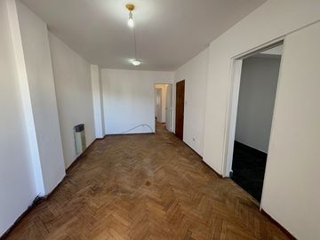 Departamento en venta en el Centro de Rosario. Maipu 1200.