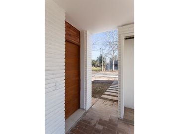Casa en venta a estrenar en Barrio Cerrado Pinares del Sur!