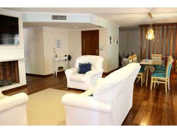 PISO COMPLETO DE CATEGORÍA - NUEVA CORDOBA