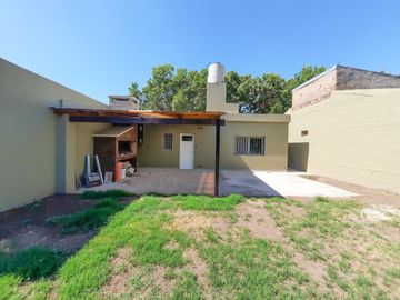 Casa en Funes, zona 5