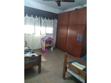 CASA EN VENTA AL FRENTE ZONA SUR OPORTUNIDAD