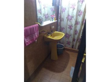 CASA EN VENTA AL FRENTE ZONA SUR OPORTUNIDAD