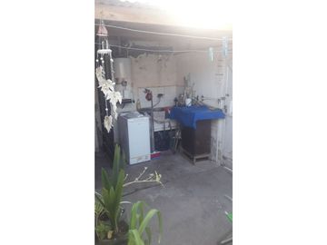 2 CASAS+2 DPTOS.  TODOS LOS SERVICIOS