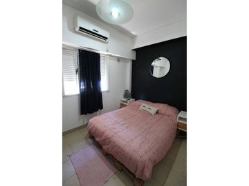 Departamento .2amb.Av presidente Peron 1000.