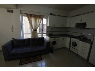 Departamento .2amb.Av presidente Peron 1000.