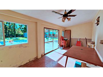 Excelente Propiedad en FUNES. Zona 1. Lote 1360m2.