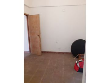#piso #departamento #ph #tipocasa #villalugano #venta  4 ambientes Balcon corrido Terraza Sin expensas Sobre Murguiondo