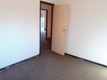 #piso #departamento #ph #tipocasa #villalugano #venta  4 ambientes Balcon corrido Terraza Sin expensas Sobre Murguiondo