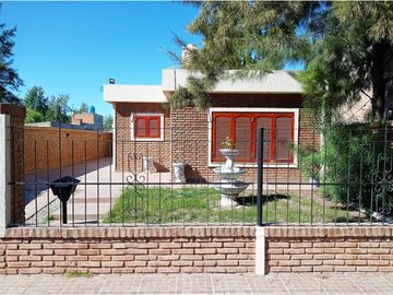 CASA EN ROLDAN - AZURDUY 239 - OPORTUNIDAD