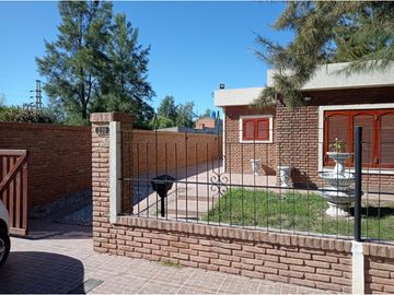 CASA EN ROLDAN - AZURDUY 239 - OPORTUNIDAD