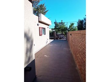 CASA EN ROLDAN - AZURDUY 239 - OPORTUNIDAD