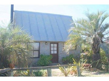 Terreno En La Paloma Uruguay Con Cabañas Cerca De La Playa