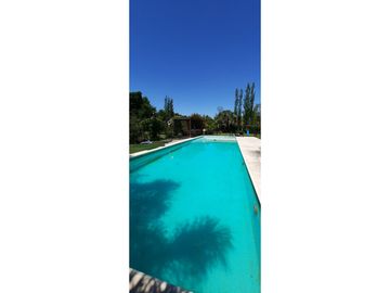 Casa imponente en Roldán, zona inmejorable GRAN TERRENO