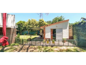 Casa quinta imponente en Funes