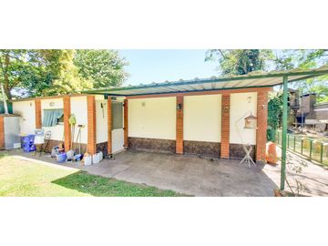 Casa quinta imponente en Funes