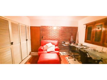 Casa quinta imponente en Funes