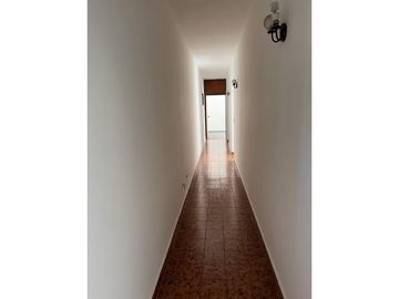 GALPON 300 m2  CON  OFICINAS /VIVIENDA BV. AVELLANEDA Y PELLEGRINI