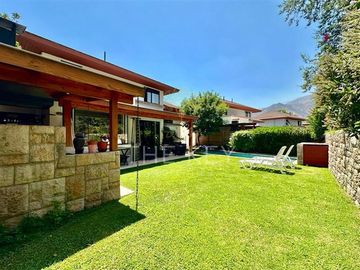 Casa en Venta en El Remanso - Vital Apoquindo