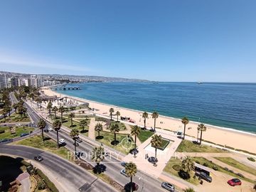 Estupenda ubicación, primera vista borde costero