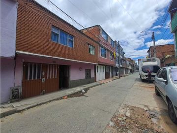 VENTA DE CASA EN BARRIO NUEVA YORK KENNEDY CARVAJAL PROYECTO EMPRESA