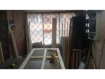 VENDO CASA BODEGA ESQUINERA  PORTAL AMERICAS VILLA LA LOMA