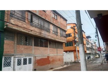 VENDO CASA BODEGA ESQUINERA  PORTAL AMERICAS VILLA LA LOMA