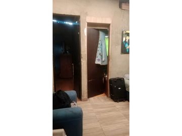 VENDO CASA BODEGA ESQUINERA  PORTAL AMERICAS VILLA LA LOMA