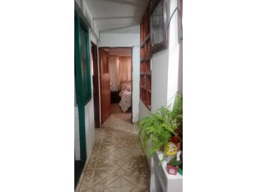 VENDO CASA BODEGA ESQUINERA  PORTAL AMERICAS VILLA LA LOMA