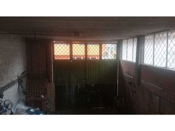 VENDO CASA BODEGA ESQUINERA  PORTAL AMERICAS VILLA LA LOMA