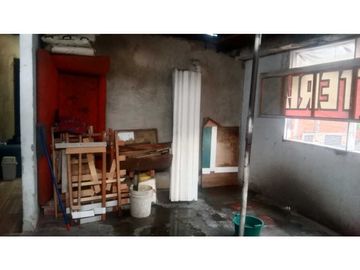 VENDO CASA BODEGA ESQUINERA  PORTAL AMERICAS VILLA LA LOMA