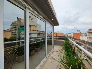 Departamento en venta en el centro de Rosario. 3 de Febrero y Mitre.