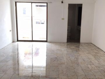 FOR SELL condo Grand Park Town BTS-Phloen Chit CX-80979