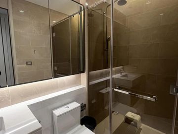 FOR SELL condo The Residences at Sindhorn Kempinski Hotel Bangkok BTS-Ratchadamri CX-81450