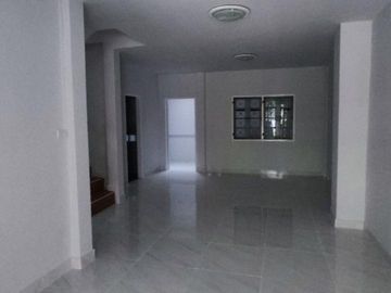 FOR SELL townhouse Warangkul Klong 3 BTS-Krung Thon Buri CX-100297