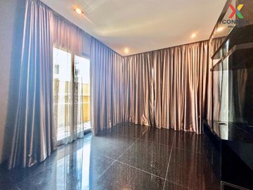FOR SELL house Grand Bangkok Boulevard Kaset-Nawamin BTS-Chong Nonsi CX-99886