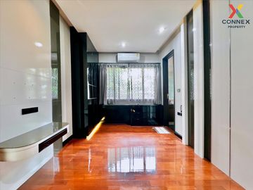 FOR SELL house Grand Bangkok Boulevard Kaset-Nawamin BTS-Chong Nonsi CX-99886