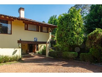 Casa en venta en Avándaro Valle de Bravo