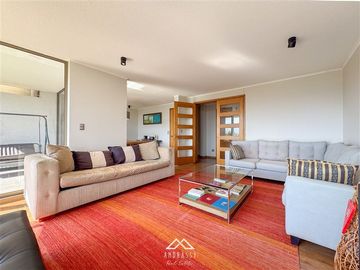 Departamento en Venta en La Cumbre / Lo Barnechea