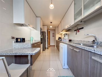 Departamento en Venta en La Cumbre / Lo Barnechea