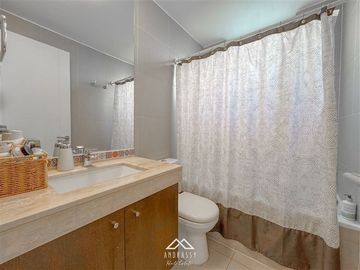 Departamento en Venta en La Cumbre / Lo Barnechea