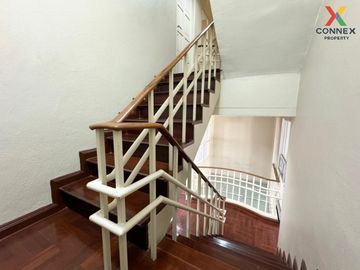 FOR SELL townhouse Varathorn Ville Pattanakarn 44 MRT-Lat Phrao CX-98941