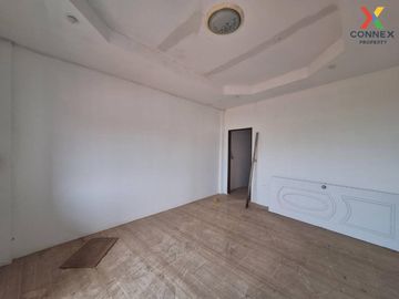 For Sale Townhouse mainroad Nakhon Phatom , Sam Khwai Phueak , mueang Nakhon Pathom , Nakhon Pathom , CX-94424