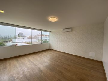 Se vende o alquila hermosa casa en la mejor zona de Las Brisas de Villa (colinda con Club de Villa)
