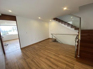 Se vende o alquila hermosa casa en la mejor zona de Las Brisas de Villa (colinda con Club de Villa)