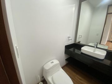 Se vende o alquila hermosa casa en la mejor zona de Las Brisas de Villa (colinda con Club de Villa)
