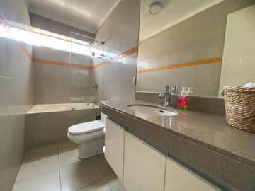 DUPLEX EN VENTA - PARQUE CERRADO VALLE HERMOSO