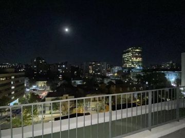PENTHOUSE, PISO 7, CON TERRAZA PANORÁMICA CON GRAN VISTA